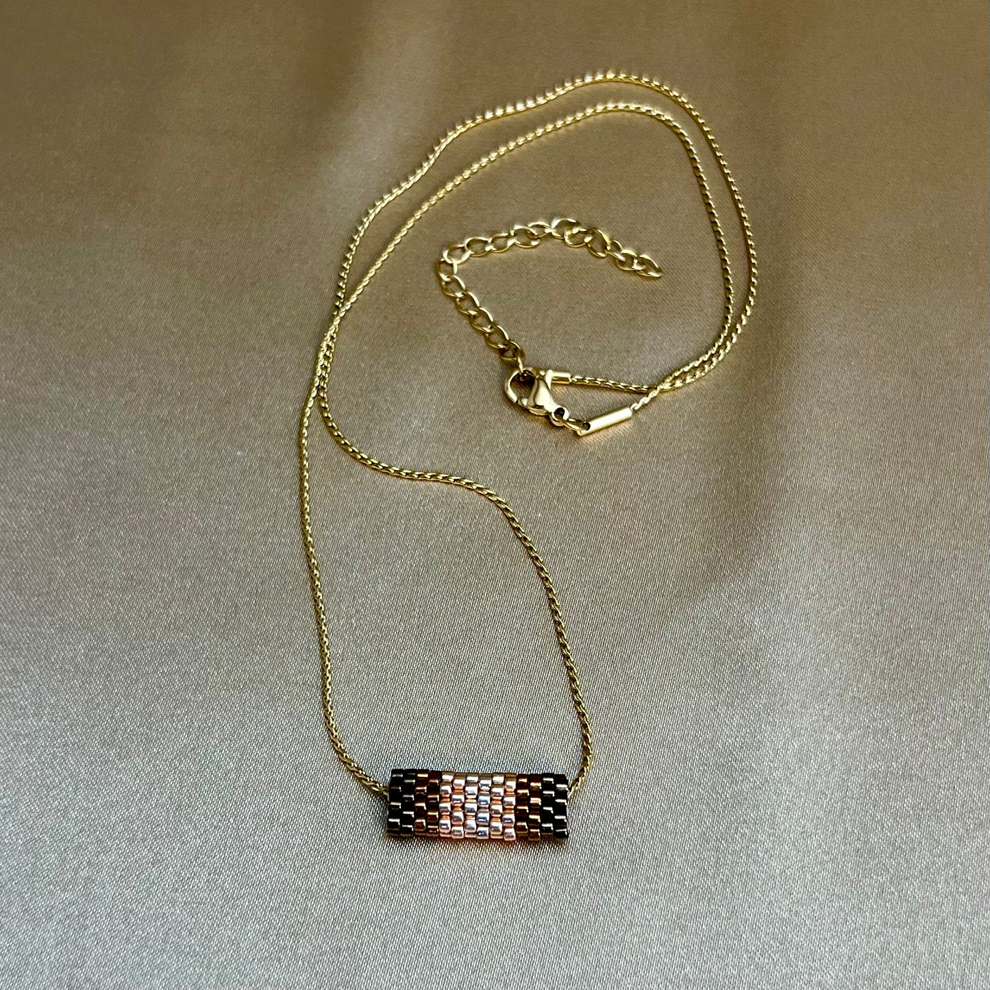 Girocollo Effetto Bronzo