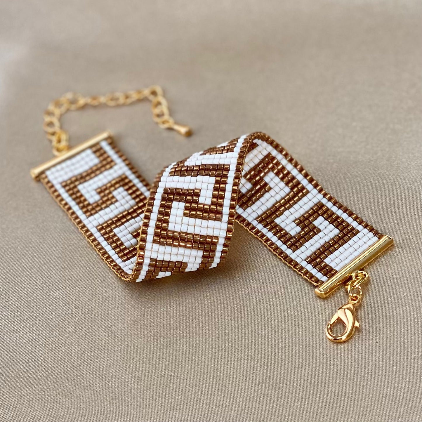 Meandro - light bronze